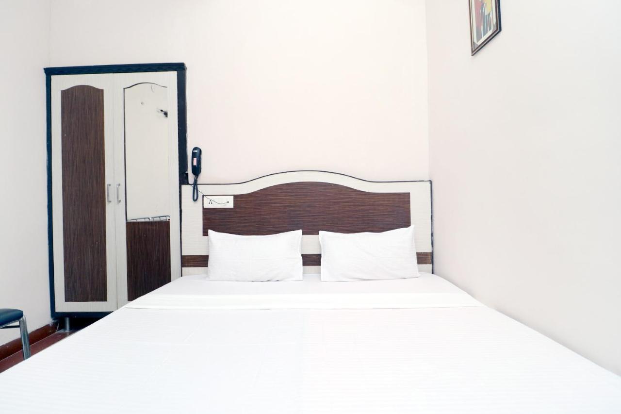 Shāhpur Spot On 43045 Hotel Vivek Plaza المظهر الخارجي الصورة