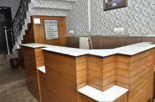 Shāhpur Spot On 43045 Hotel Vivek Plaza المظهر الخارجي الصورة